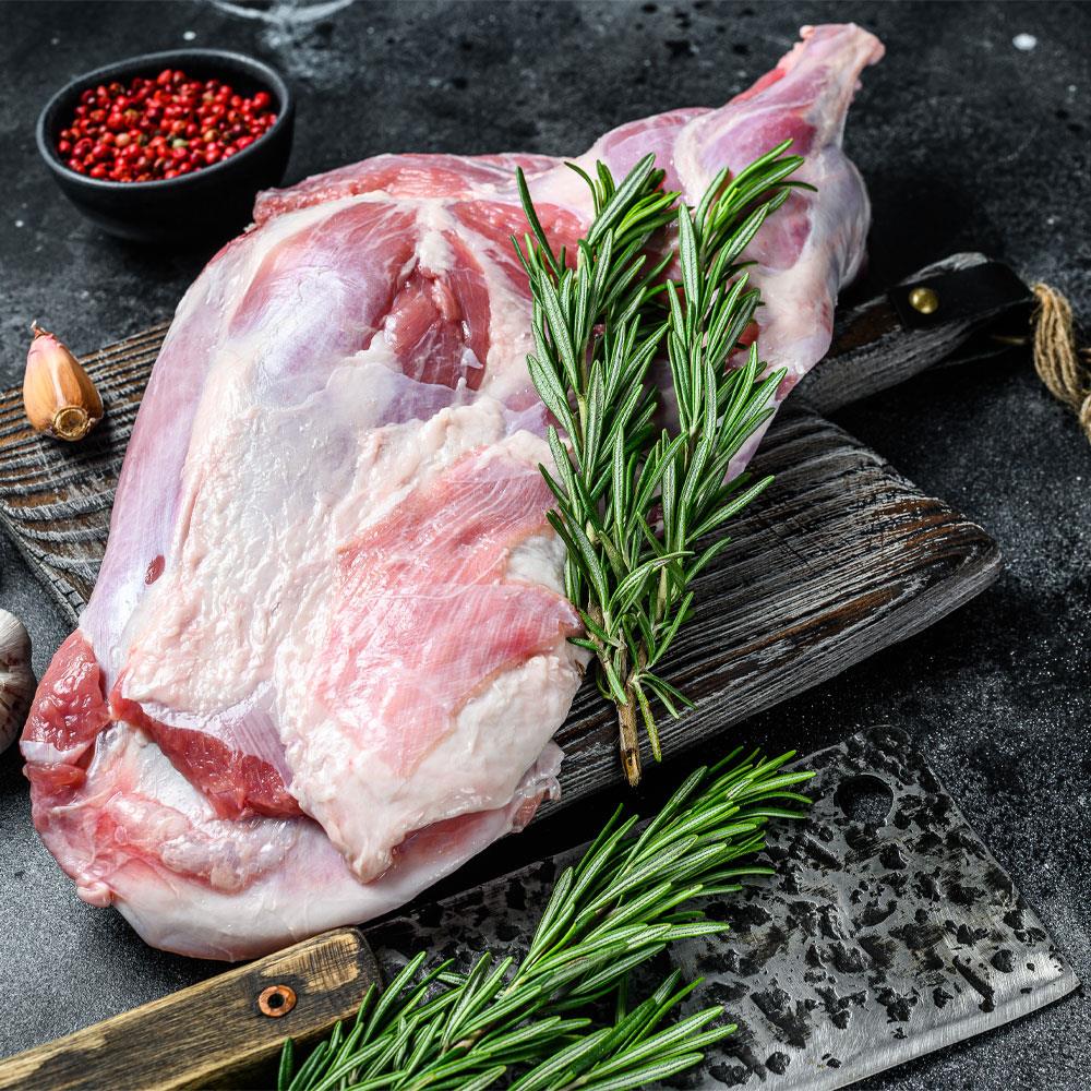 Mutton Shoulder Whole (Fat on)